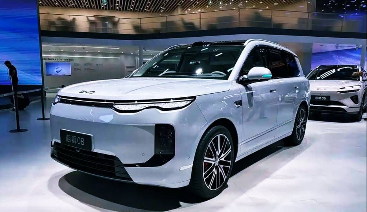 BYD Sealion 08, el SUV eléctrico con 900 km de autonomía que quiere plantar cara a los premium europeos