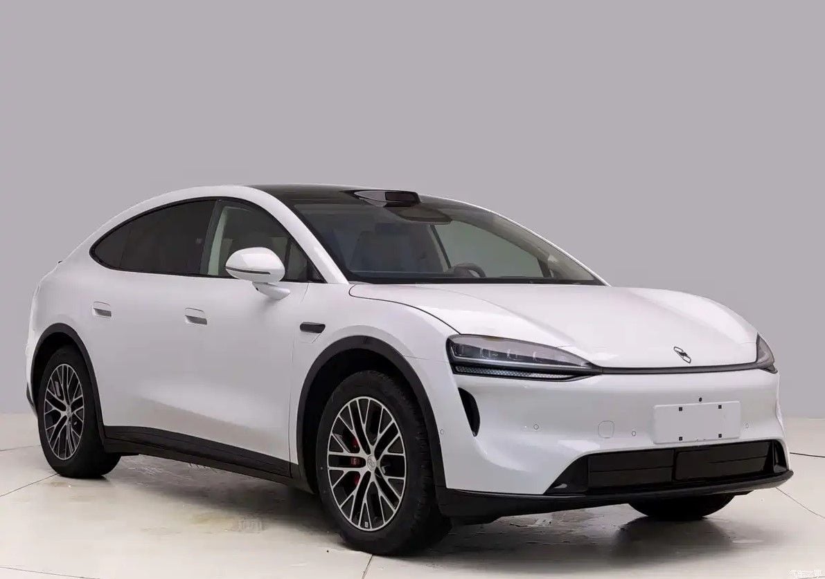 Luxeed prepara su gran salto: este SUV chino quiere plantar cara al Xiaomi YU7 y a los alemanes