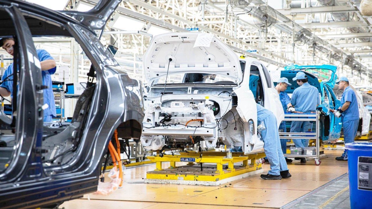 Palo del Reino Unido a los coches eléctricos chinos, no optarán a las ayudas públicas por no ser lo suficientemente “limpios”