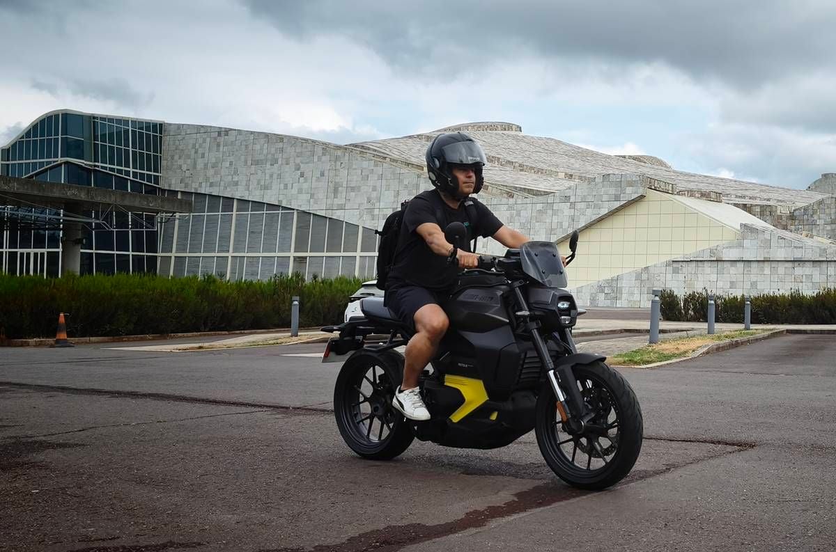 Prueba e autonomía de la Can-Am Pulse: rápida, silenciosa y ya disponible en España