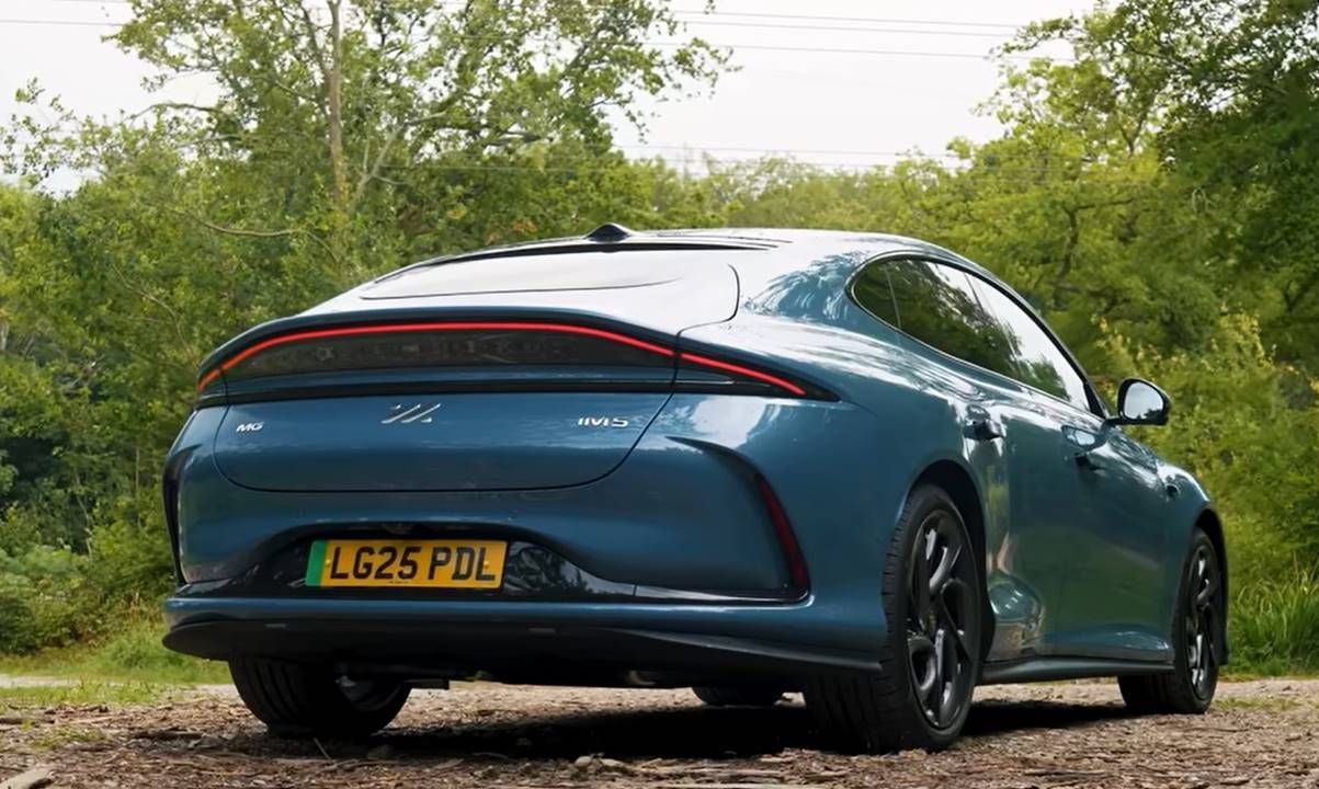 Primeras impresiones del MG IM5: el coche eléctrico que pone contra las cuerdas al Tesla Model 3
