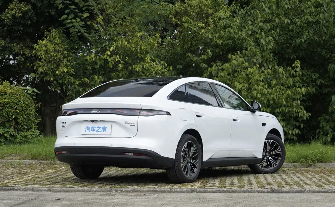 Locura en BYD: ya compite contra sí misma lanzando dos coches prácticamente idénticos