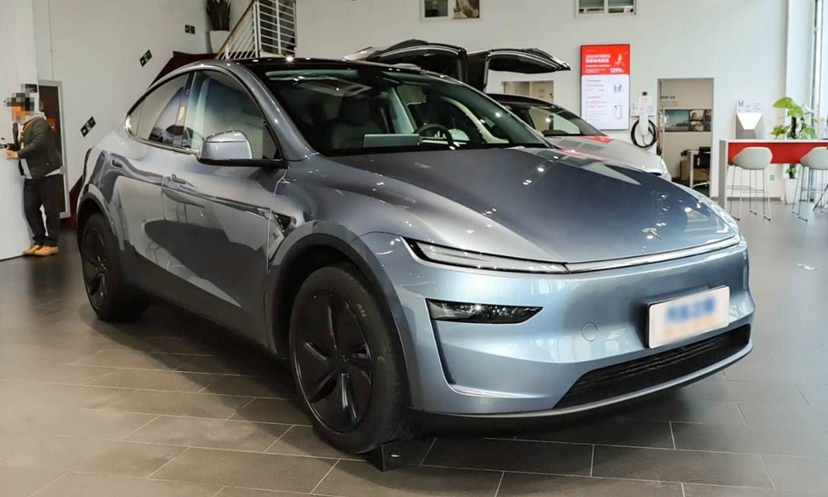 El Tesla Model Y L debuta en China y las primeras críticas no son muy buenas