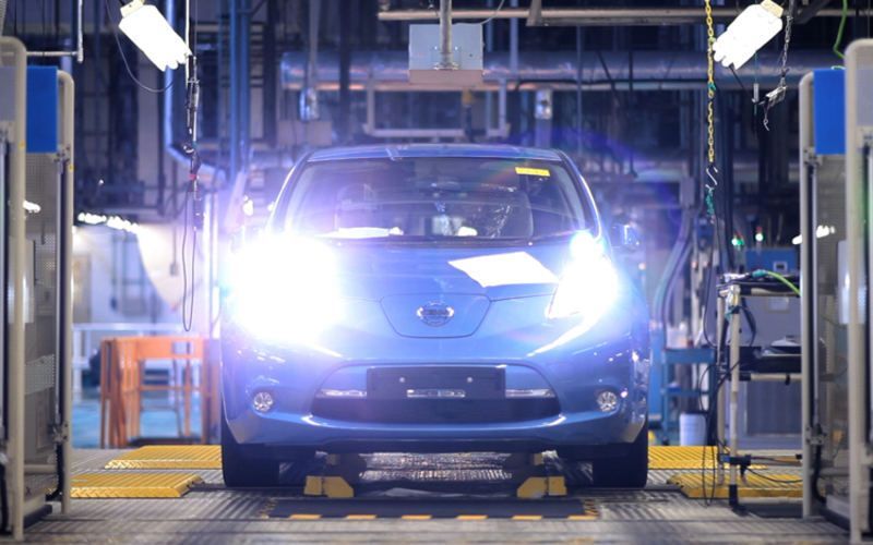 Nissan actualiza los Leaf del 2011 y 2012