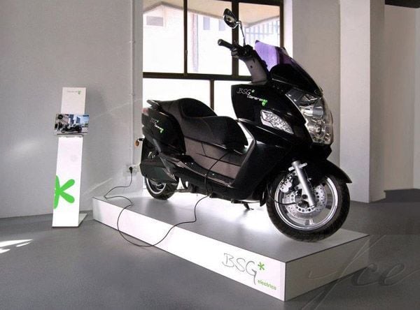 Las ventas de motos eléctricas crecen un 84% en España