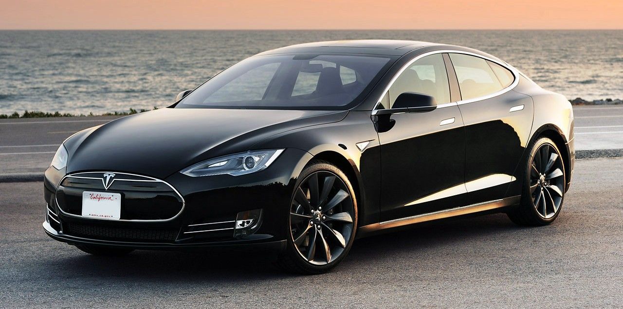 Tesla funciona ya a toda máquina