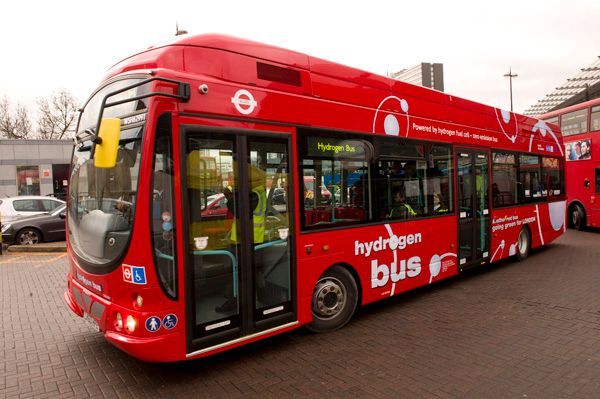 Noruega pone en marcha cinco autobuses a hidrógeno