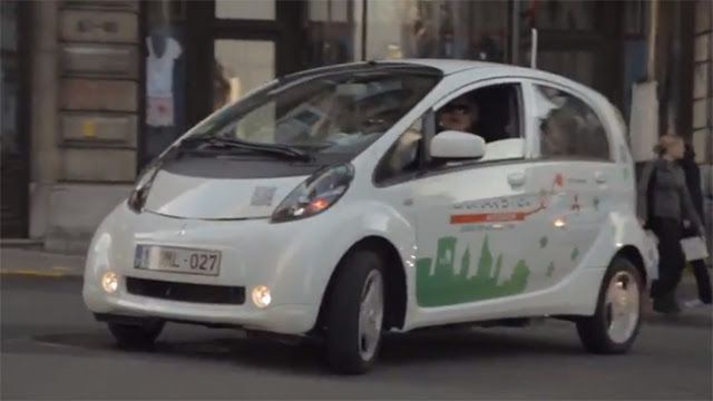 Un poco de humor, la mejor forma de publicitar la incorporación de un coche eléctrico a tu flota
