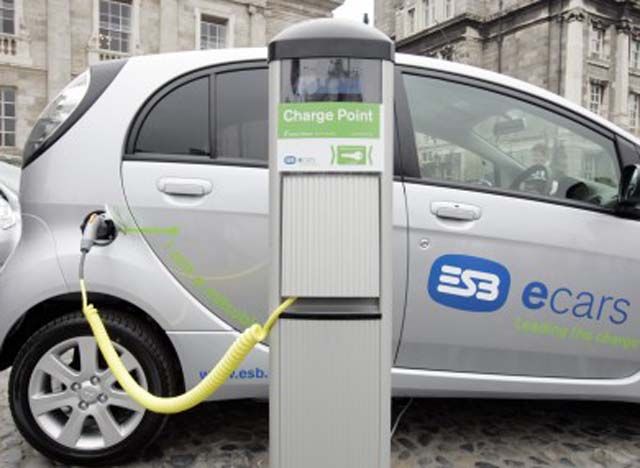 electric-cars-390x285