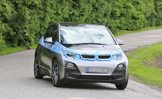 El renovado BMW i3 llegará en 2018. Mínimos cambios estéticos y algo más de potencia