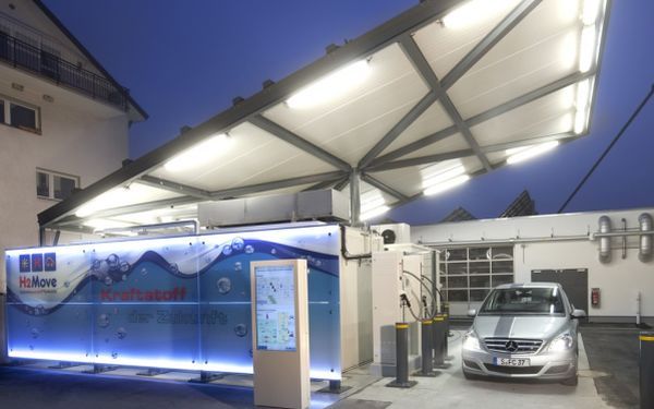 hydrogen-solar-filling-station