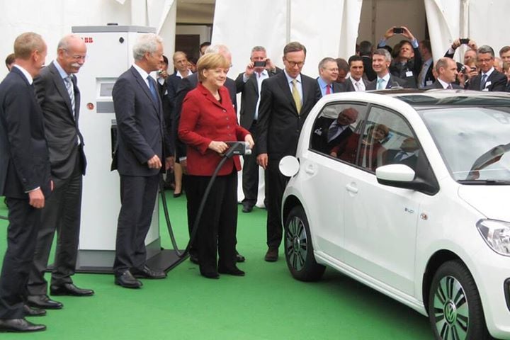 La recarga rápida de coches eléctricos vivirá un fuerte crecimiento en los próximos años