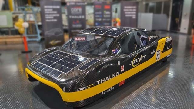 eVe, el coche solar que alcanza los 140km/h