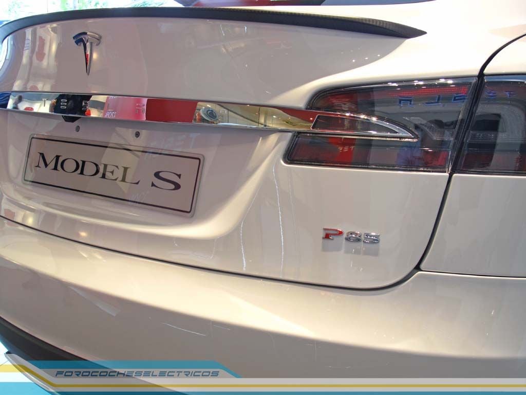 tesla-model-s-bruselas-27