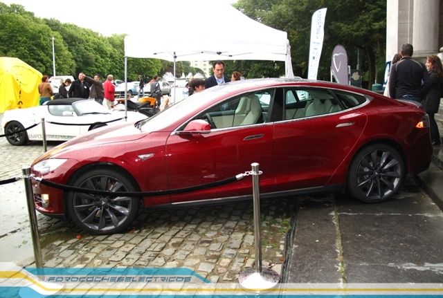 Bruselas45-Tesla-Model-S