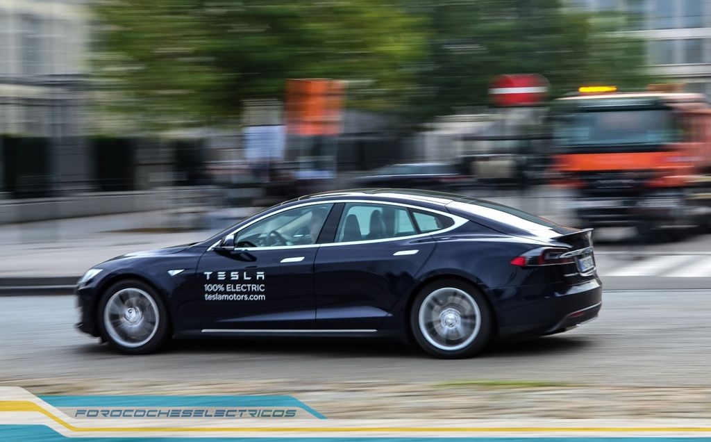 Prueba Tesla Model S 45