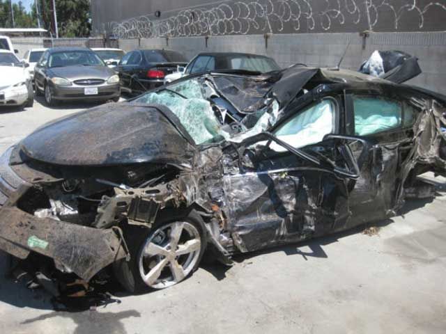 chevorlet-volt-crash-2