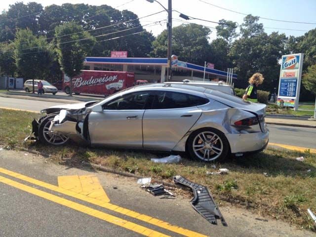 El Tesla Model S vuelve a probar su seguridad