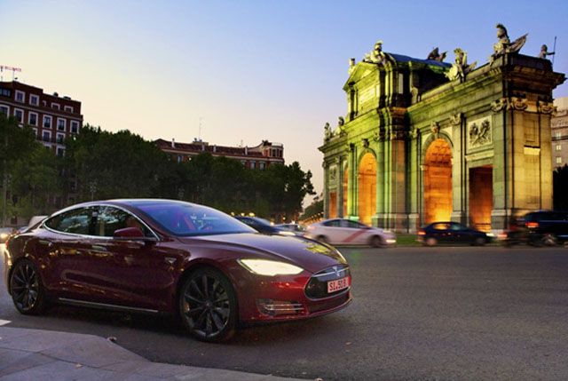 tesla-model-s-madrid