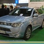 mitsubishi-outlander-phev-front