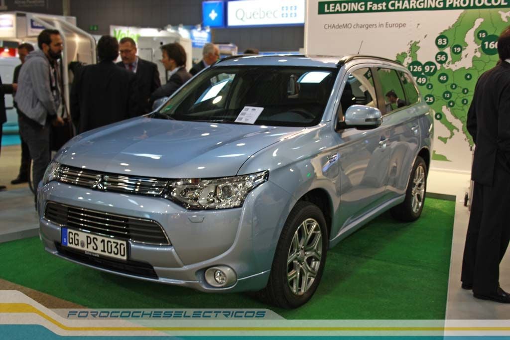 El Mitsubishi Outlander PHEV costará 50.000 euros en España