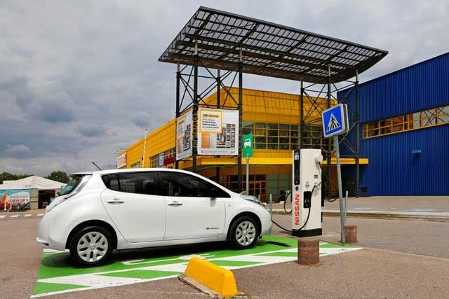 nissan-leaf-ikea-3-(2)