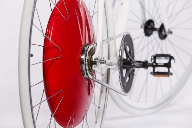 La Copenhagen Wheel ya está disponible. Electrifica tu bicicleta en segundos, y por un precio razonable