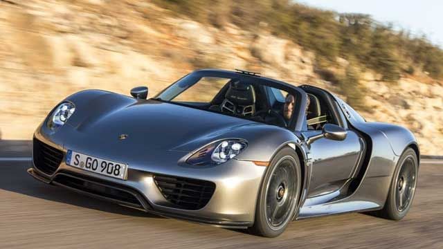 Para el jefe de Porsche, un eléctrico debe tener al menos 300 kilómetros de autonomía