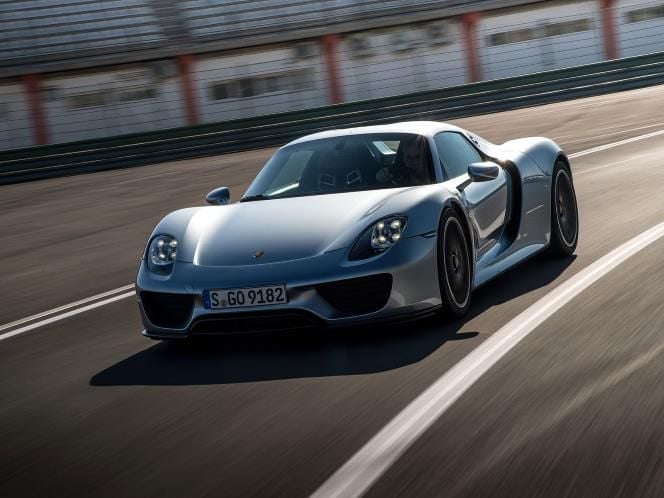 ¿Es el Porsche 918 Spyder más rápido que un Bugatti Veyron?