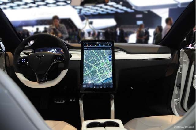 tesla-model-x-interior