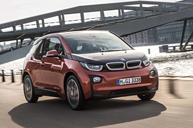 BMW no añadirá más coches eléctricos a su oferta hasta saber el interés sobre los actuales