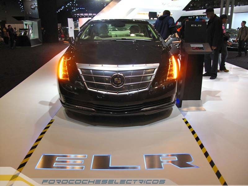 Cadillac-ELR-3