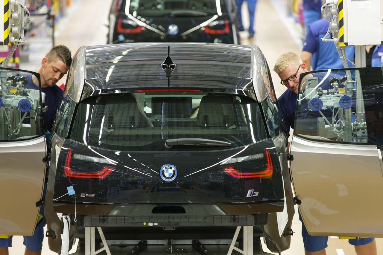 BMW invertirá 1.000 millones de euros para levantar una fábrica de coches eléctricos en Hungría