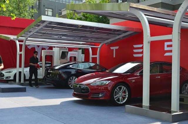 Este es el increíble potencial de que Tesla compre SolarCity