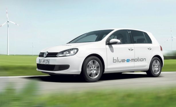 El Volkswagen e-Golf tendrá muy poco protagonismo, el GTE ocupará un espacio más importante