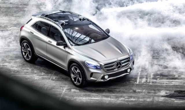 Tres Mercedes híbridos enchufables para el 2015