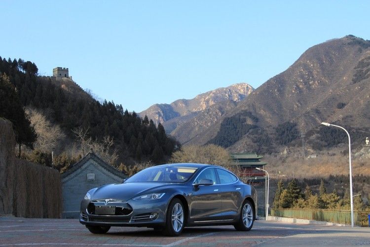 Los chinos se ponen nerviosos con Tesla...porque tardan demasiado en entregar las primeras unidades