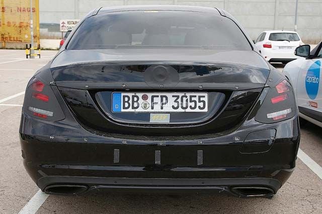 mercedes-c-class-plug-in-4