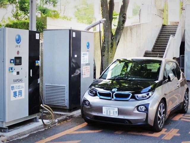 El BMW i3 prueba con CHAdeMO en Japón