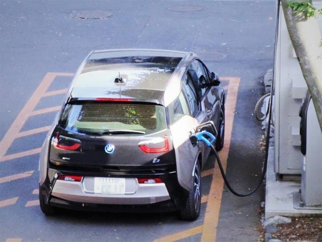 bmw-i3-chademo