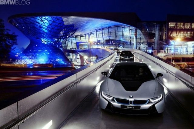 bmw-i8-deliveries-01-750x500