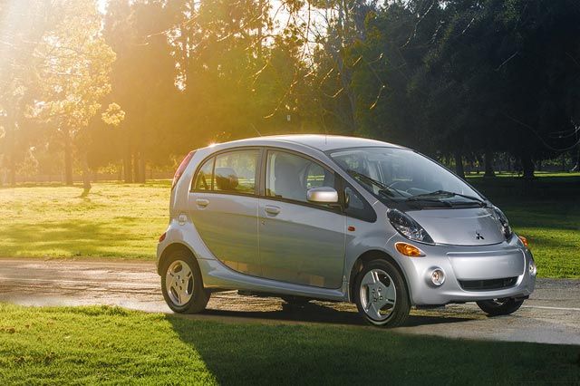 El nuevo Mitsubishi i-MiEV ya está disponible en Estados Unidos, a mitad de precio que en Europa