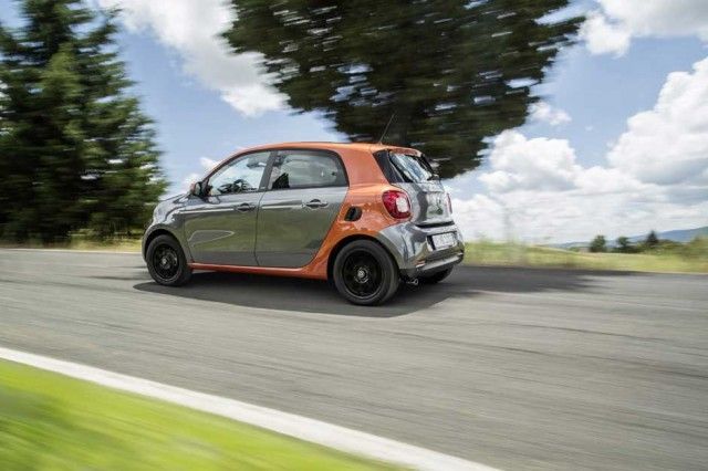 2016-smart-forfour-07-1