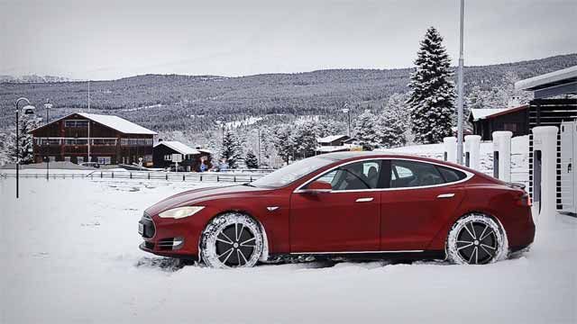 Tesla Model S. Apenas 0.5% de degradación de la batería después de 53.000 kilómetros