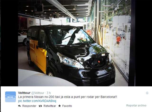 La primera Nissan e-NV200 taxi, a punto de empezar sus trabajos en Barcelona