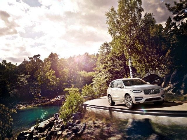 volvo-xc90-plug-in-5.jpeg