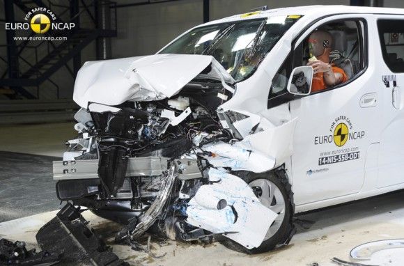 La Nissan e-NV200 logra tres estrellas en las pruebas de choque euroNCAP