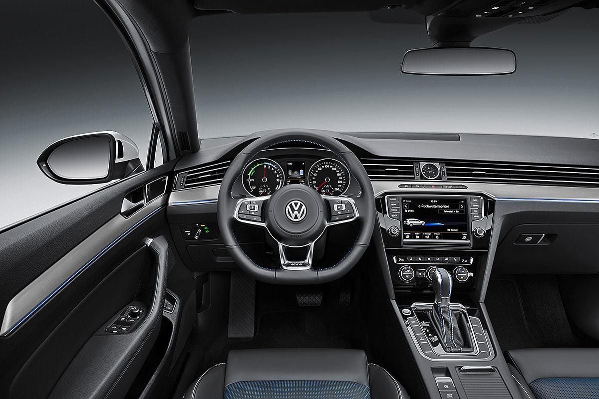 volkswagen-passat-gte-6