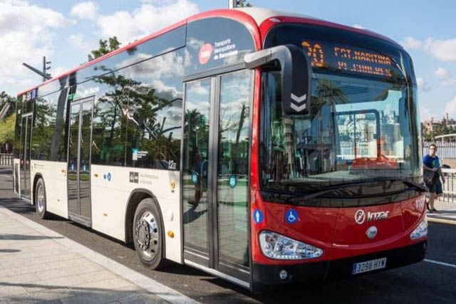 Barcelona pone en marcha sus nuevos autobuses eléctricos