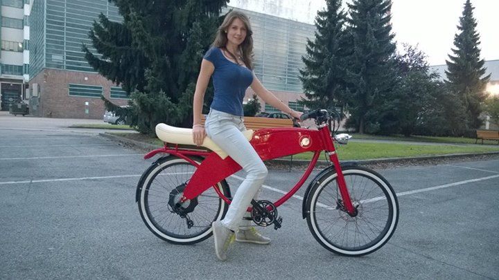 Lohner Stroller. Una bicicleta eléctrica con mucho estilo